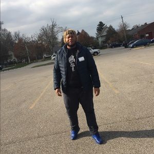 Meet your Posher, Xavier